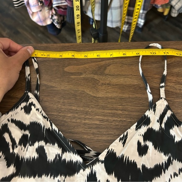 💕 NWT Old navy Black and White Maxi Dress S - Picture 8 of 14